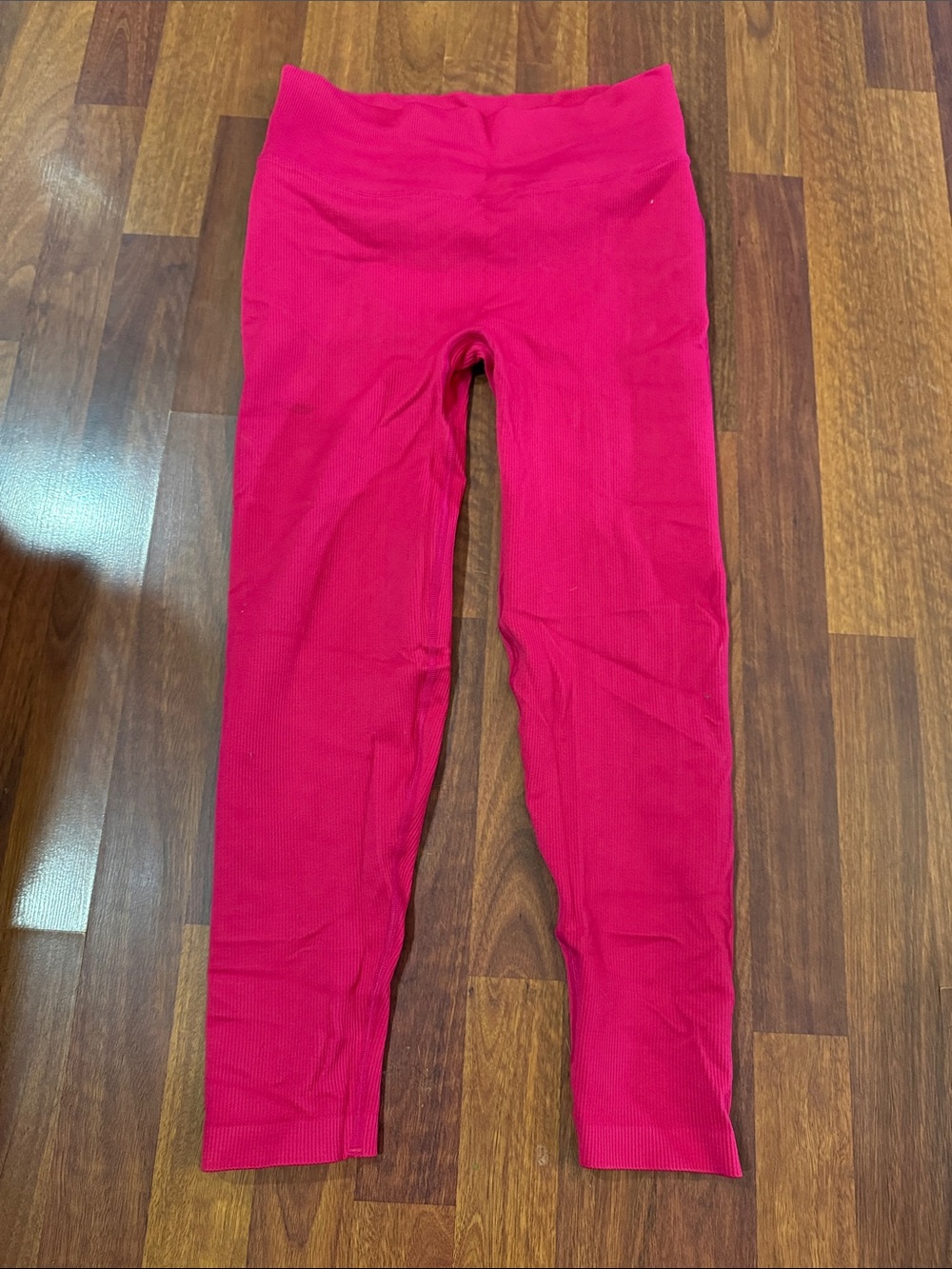 NWOT VS Sport Bright Pink Seamless Leggings - Large